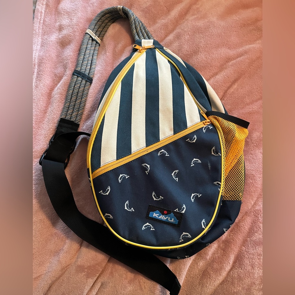 KAVU Paxton Pack rope sling crossbody bag in blue and cream salmon/fish pattern